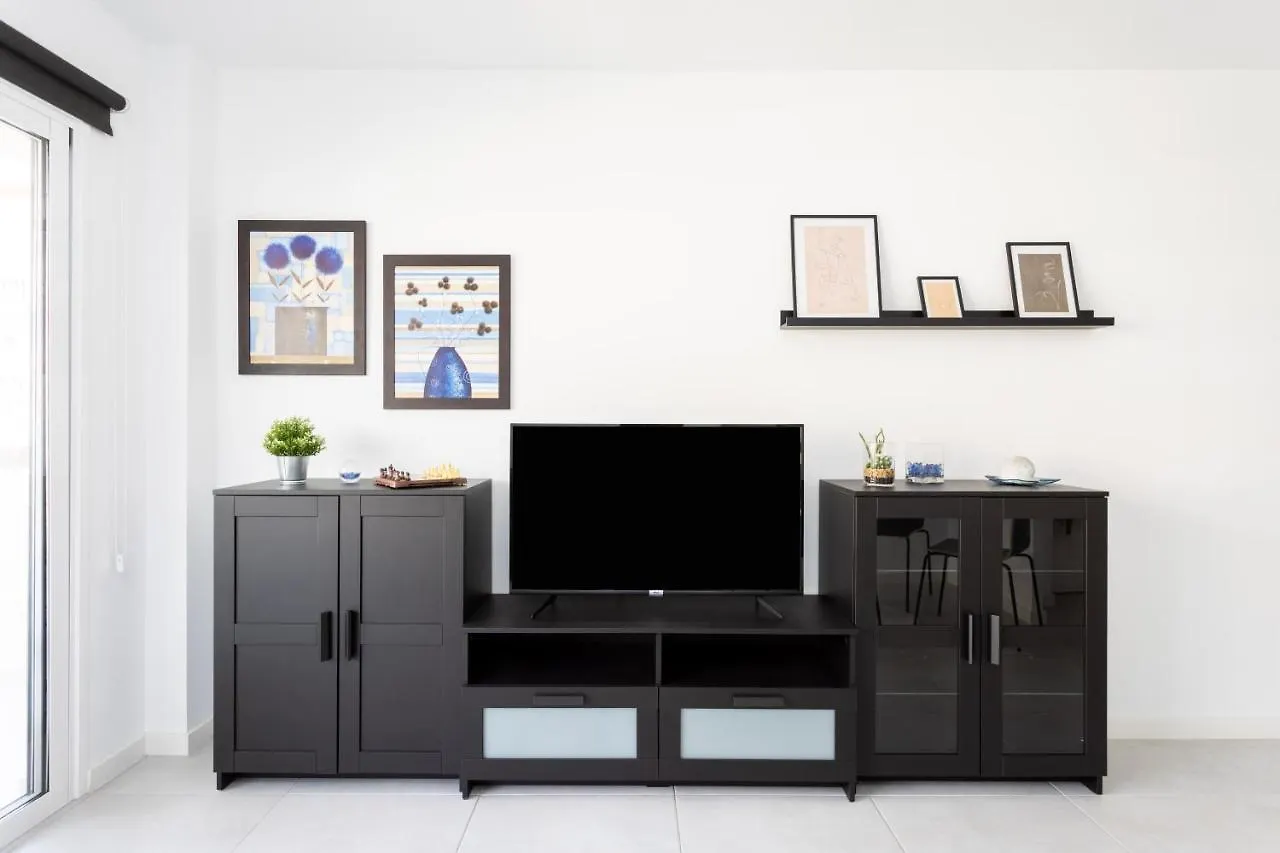 דירה ארונה Home2Book Paradise Los Cristianos, Pool & Wifi ספרד